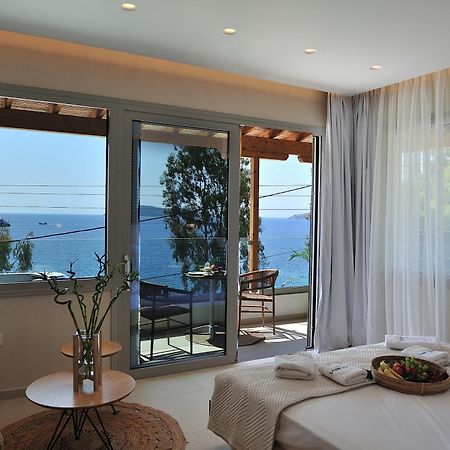 Salty Wave Suites Σκιάθος Πόλη Εξωτερικό φωτογραφία