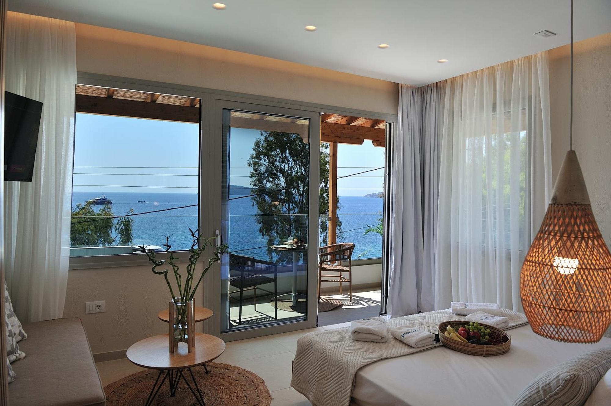 Salty Wave Suites Σκιάθος Πόλη Εξωτερικό φωτογραφία