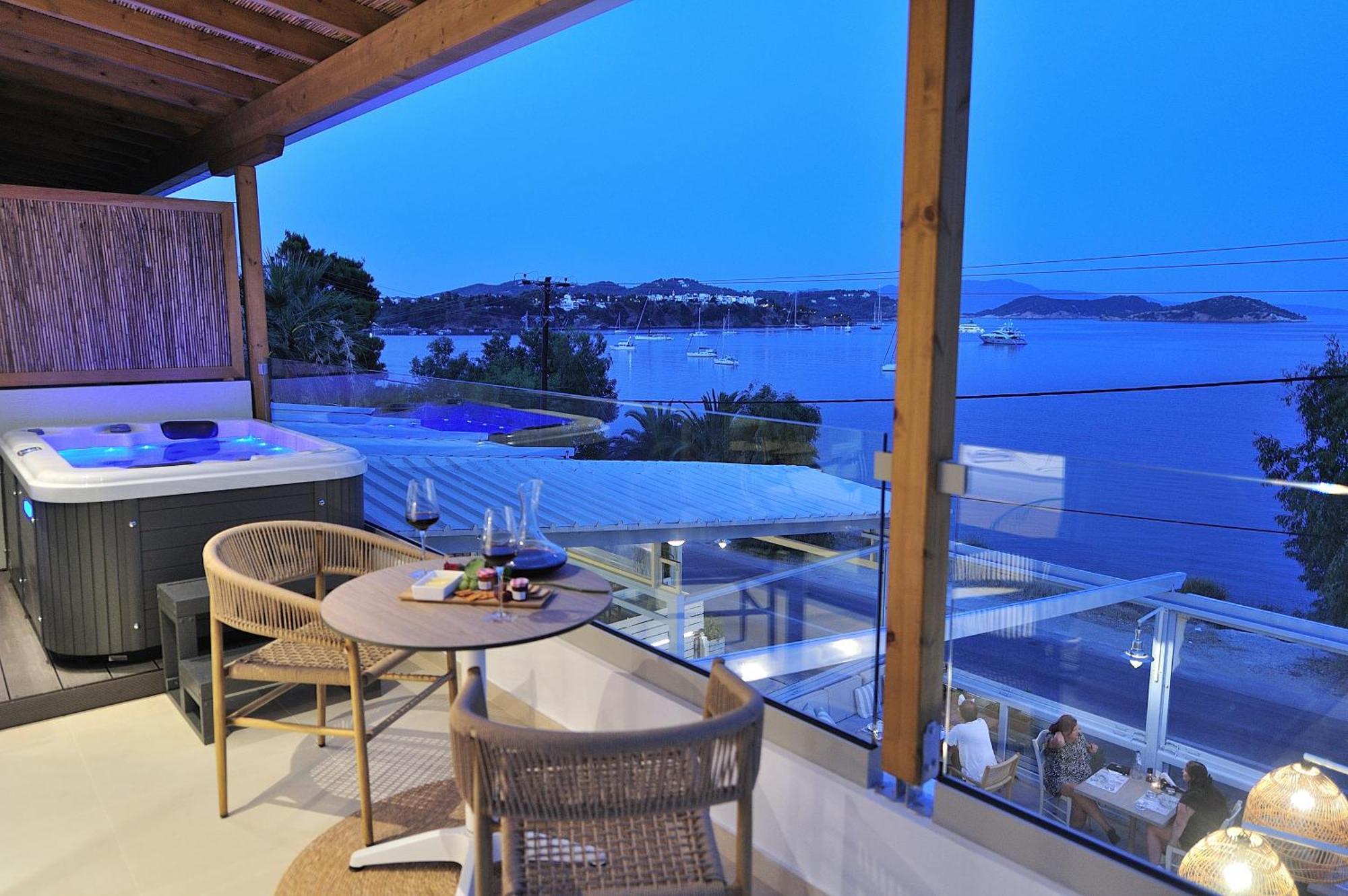 Salty Wave Suites Σκιάθος Πόλη Εξωτερικό φωτογραφία