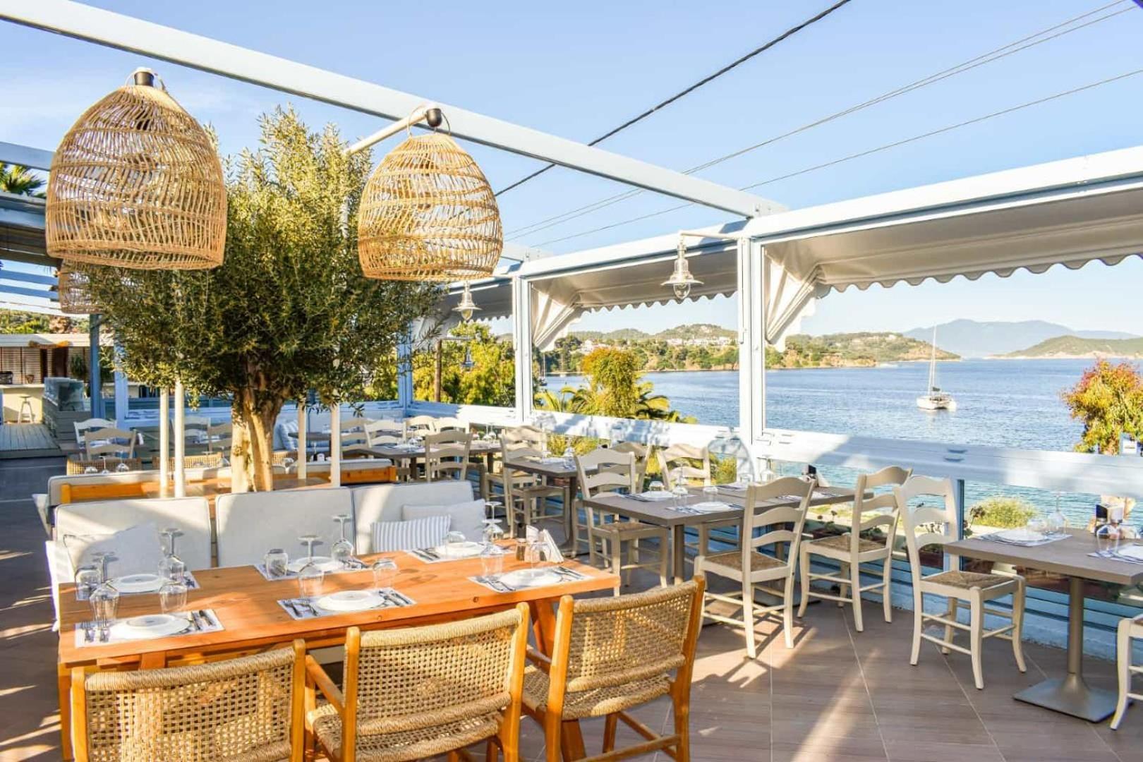 Salty Wave Suites Σκιάθος Πόλη Εξωτερικό φωτογραφία